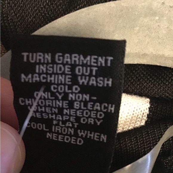 NWT! Elegant Black and Tan Long Sleeve Cardigan - Picture 6 of 8